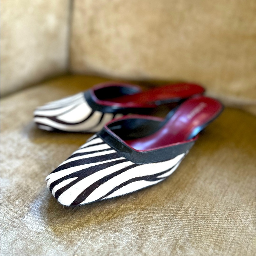 Liz Claiborne Bessie zebra calf hair slip on kitten heel
